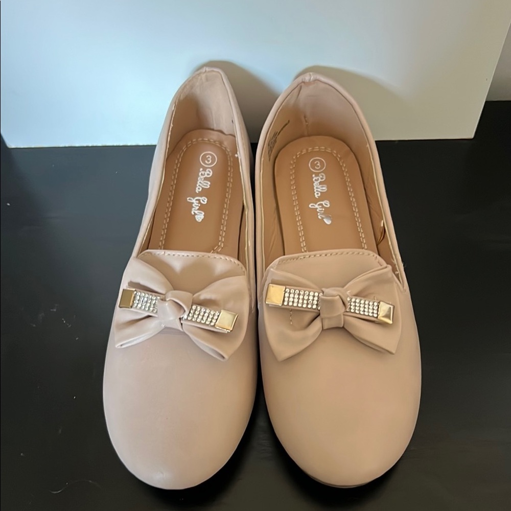 Bella Marie Kids Dress Shoes with Bow - Cream